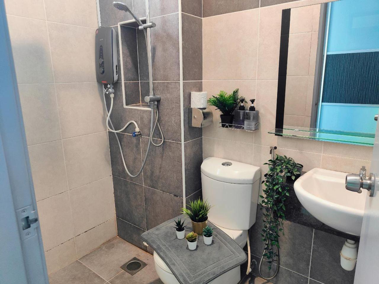 Villa Jpp Austin市区 3马力中央冷气 自动麻将机 游戏机 6分钟到 Tebrau Aeon Toppen Lotus Johor Bahru