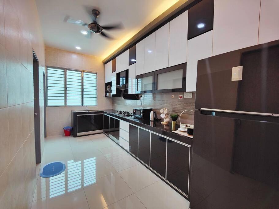 Jpp Austin市区 3马力中央冷气 自动麻将机 游戏机 6分钟到 Tebrau Aeon Toppen Lotus * Johor Bahru